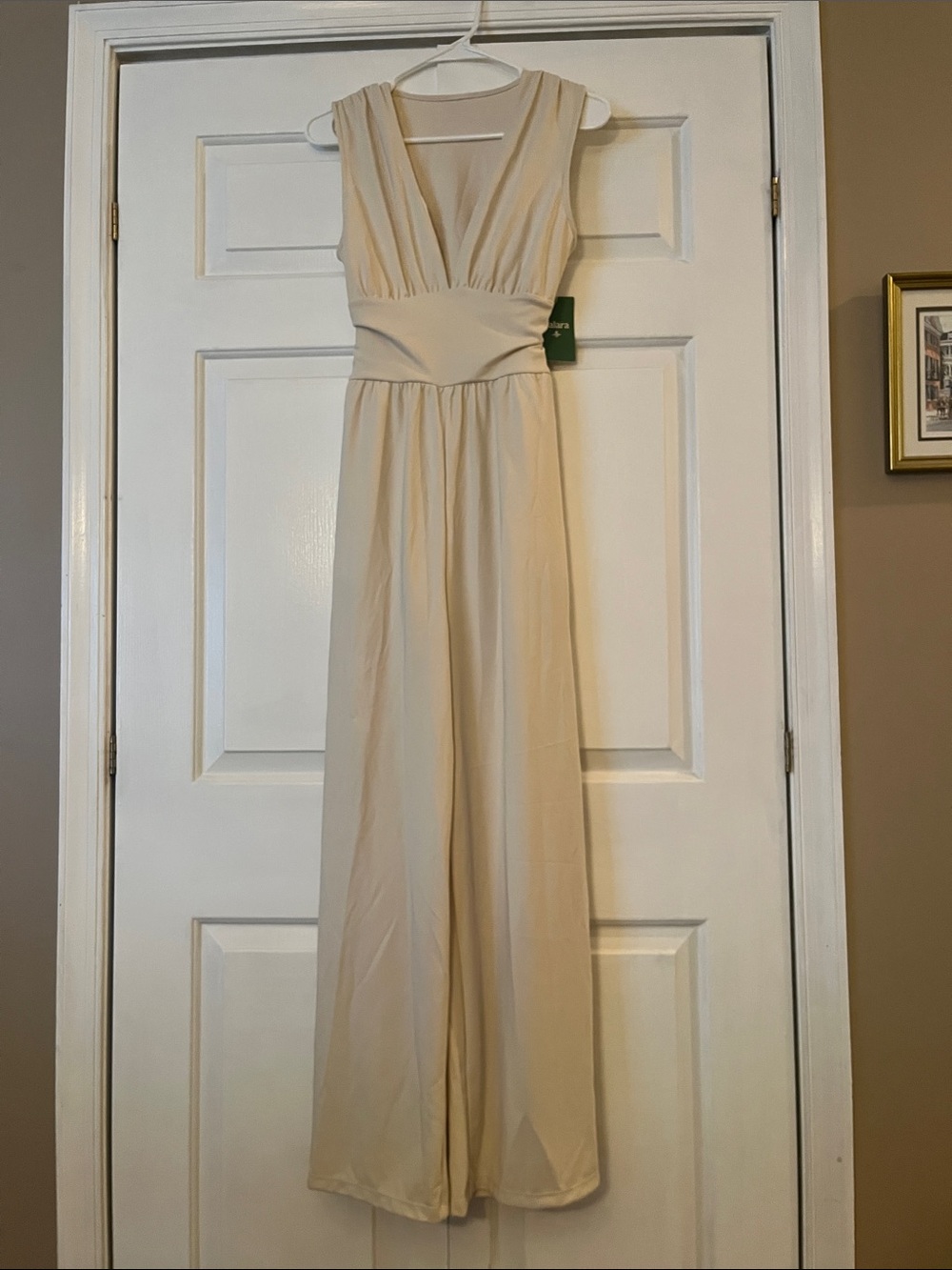 HALARA Cream Sleeveless V-Neck Jumpsuit Size S